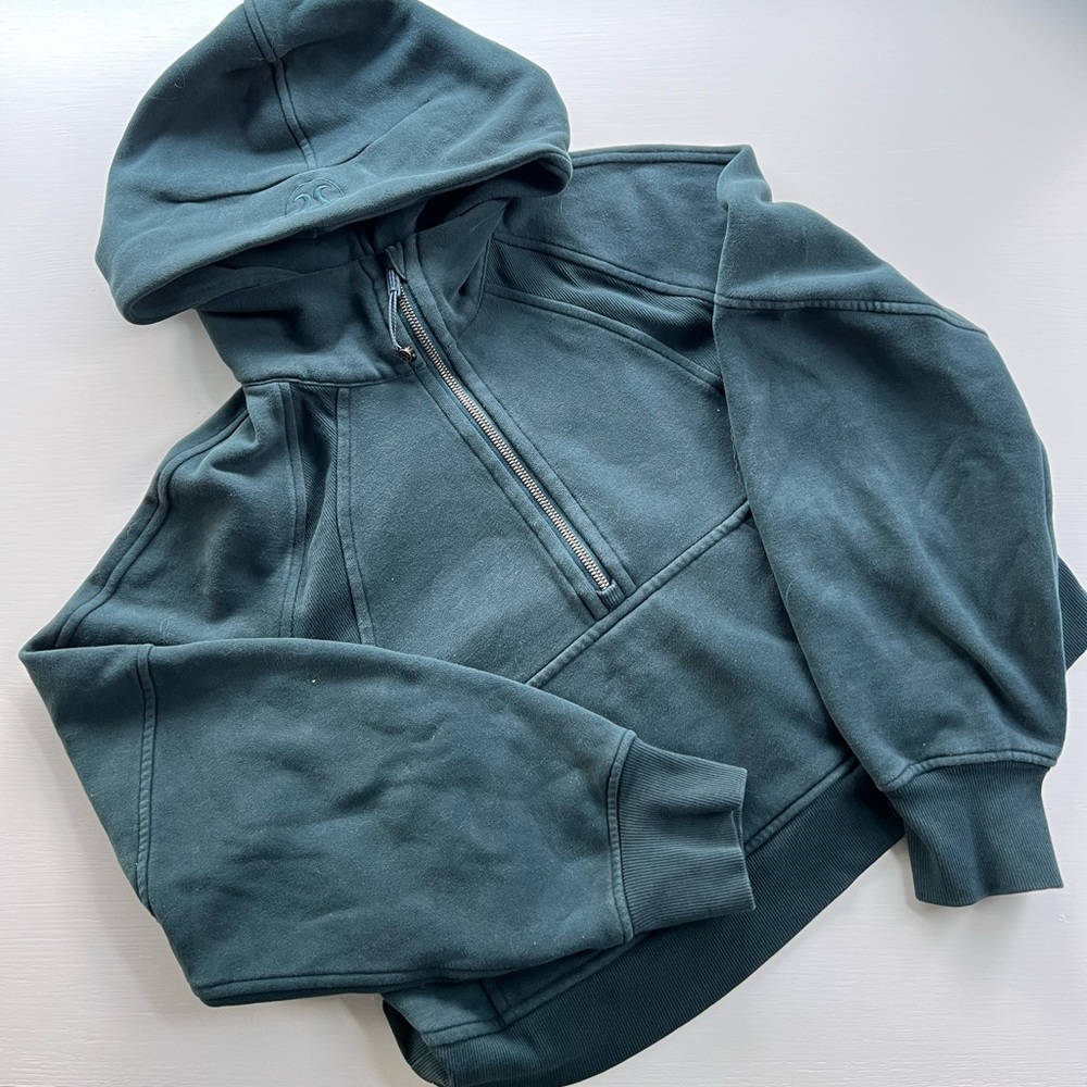 Lululemon 1/2 Zip Scuba Hoodie